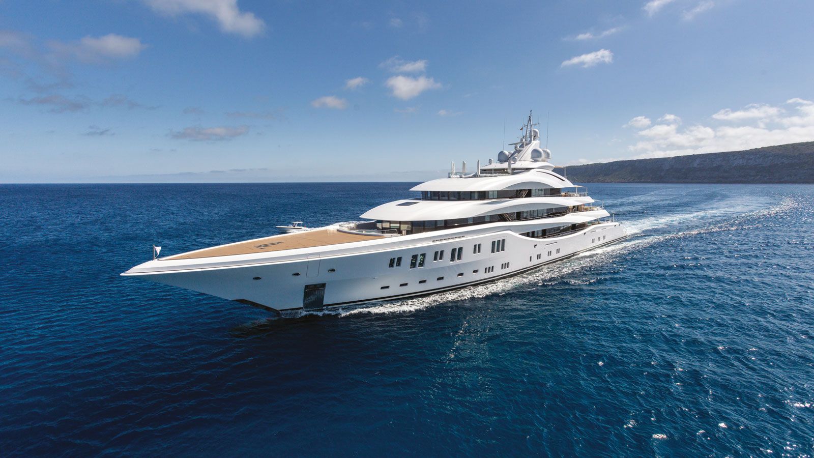 on-board-the-elegant-91m-l-rssen-superyacht-lady-lara